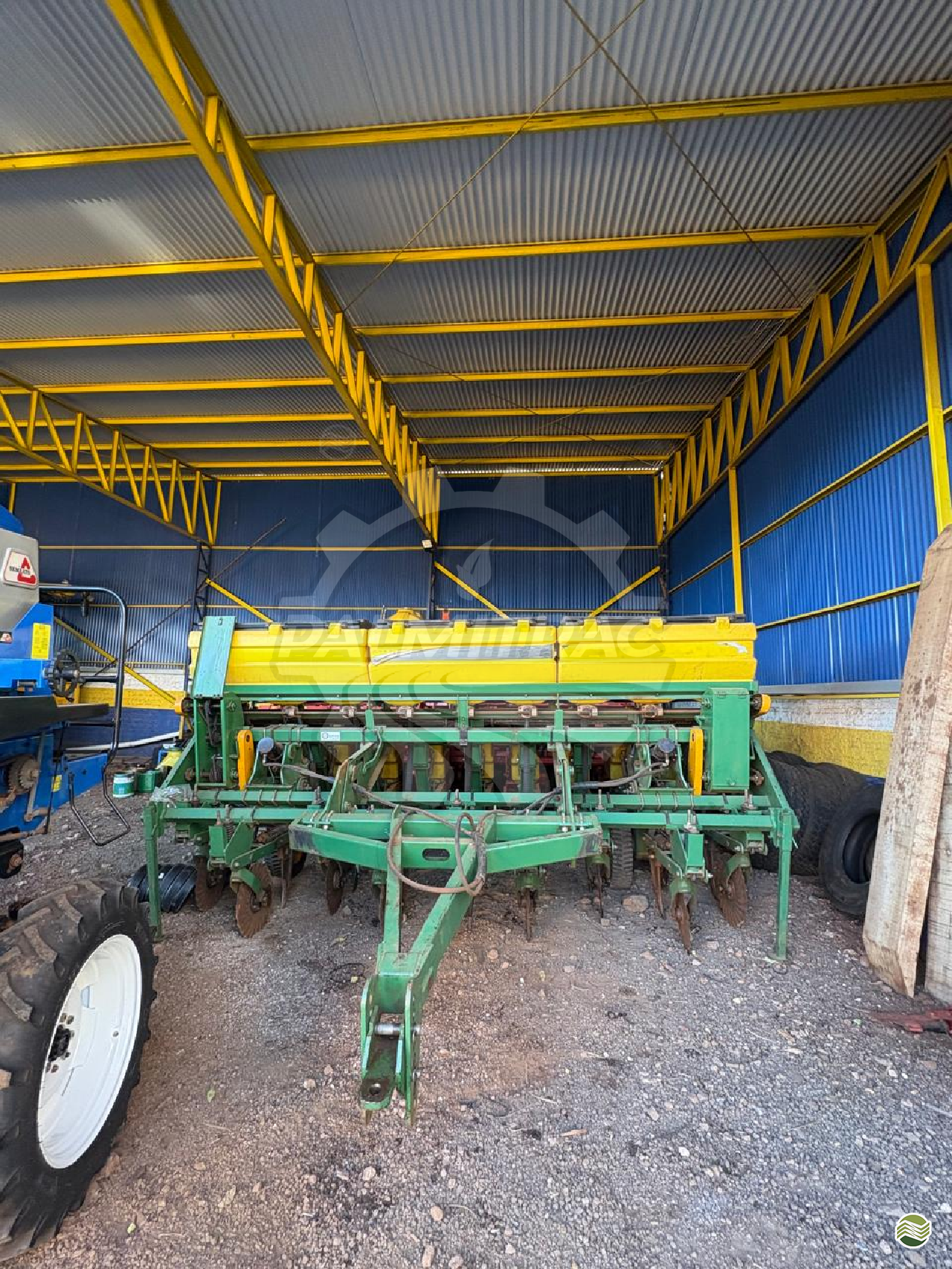 PLANTADEIRA KF KF 9/6 Palmitrac - New Holland PALMEIRA DAS MISSOES RIO GRANDE DO SUL RS